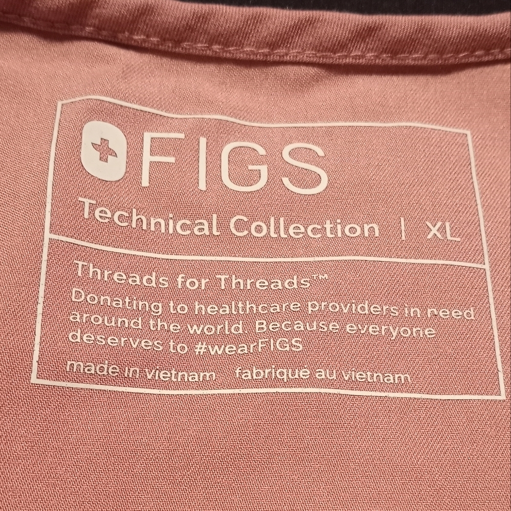 Figs Mauve Casma Three Pocket Top Xl
